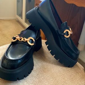 NWOT Zara Platform Loafer